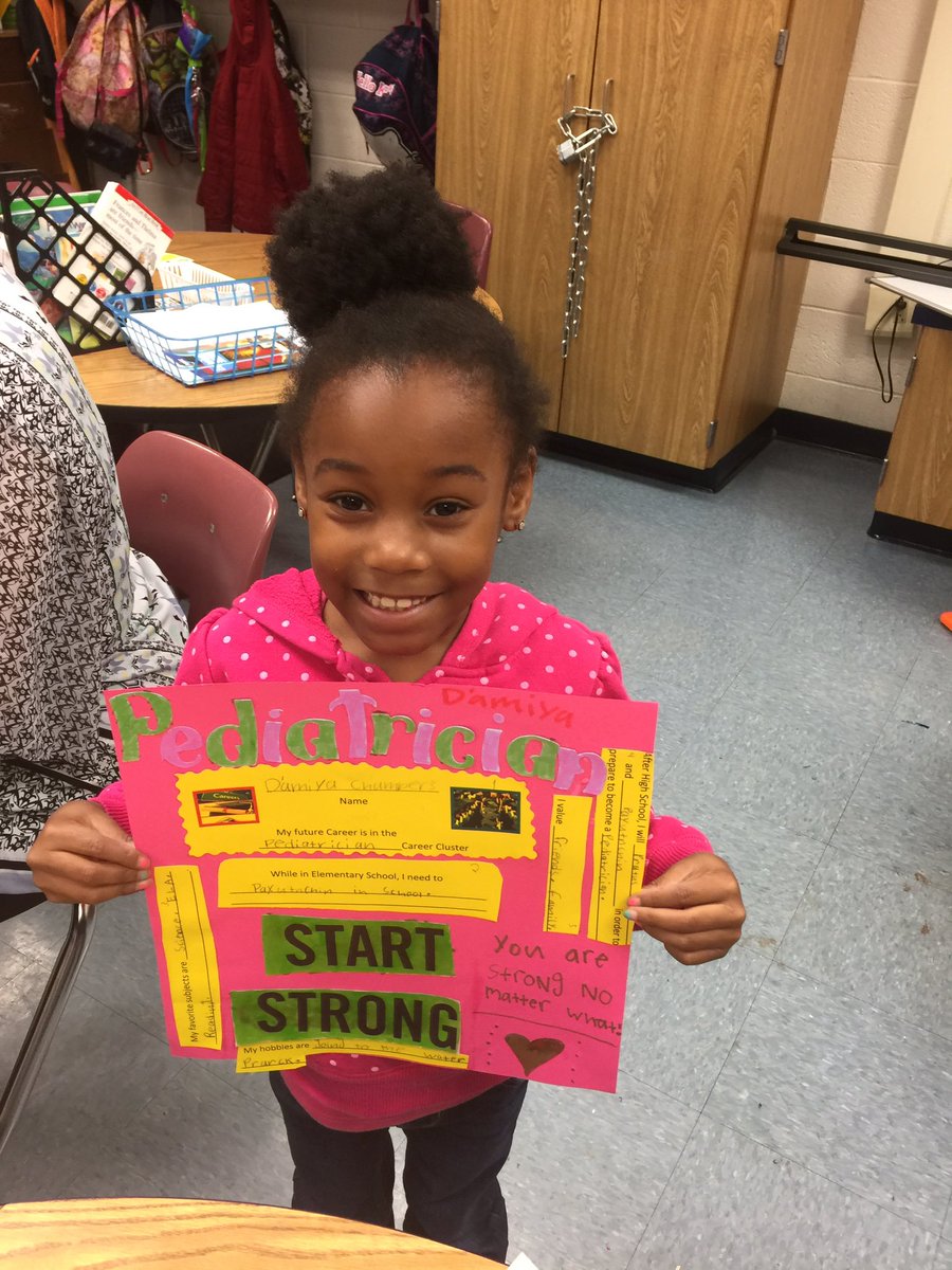 IAmSonyaWright's tweet photo. So much fun creating Career Boards with 2nd Grade Students today @dhstantones @IAmSonyaWright @Robinviews #changlives #creatingavision https://t.co/T6HpNDTXQo