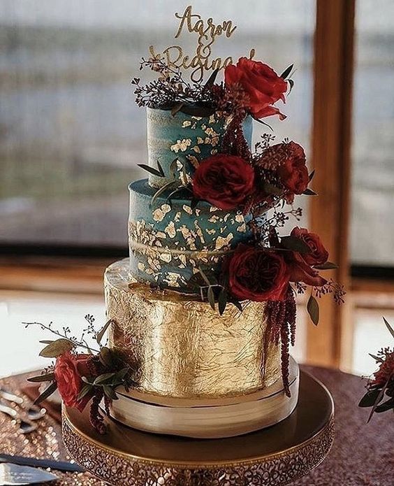 FreeWedPlanners's tweet photo. So beautiful you don't want to eat it! There's always room for cake though .... #cakeeveryday https://t.co/2m6JLiR7Dp https://t.co/LL5Hb203G7