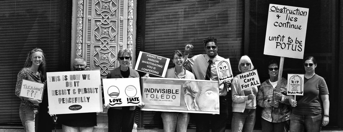 IndivisibleTol1's tweet photo. Toledo team's weekly #stoptrumptuesday at 420 Madison @senrobportman photo by Larry N Marsh https://t.co/iLj3DwdFlz