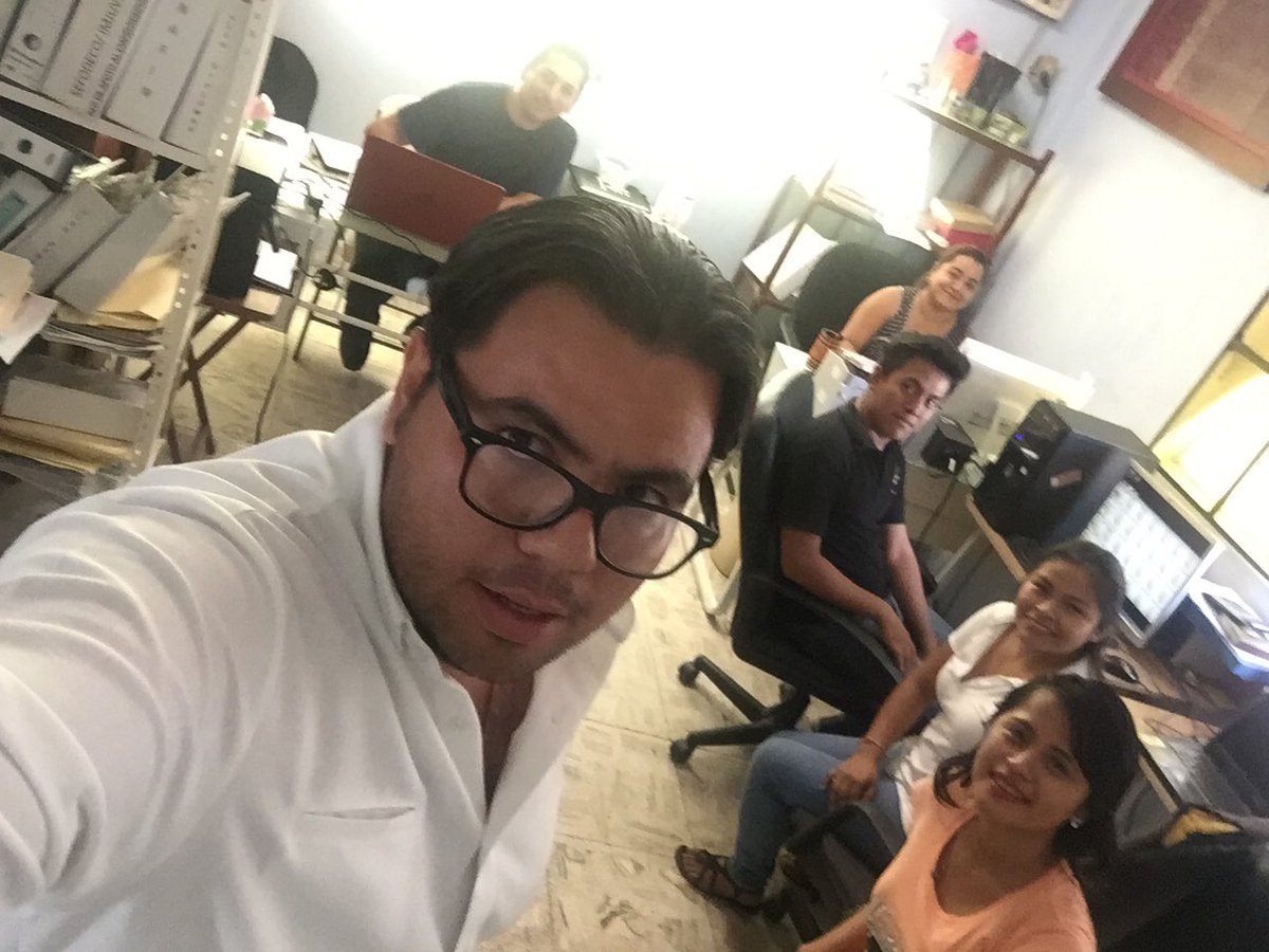 AldeaLegal's tweet photo. #AldeaLegal
#LopezOliva
#Anguiano&amp;Asociados
#BananaStudio

#EmprendedoresImpulsandoEmprendedores https://t.co/8uwuO9ga5Z