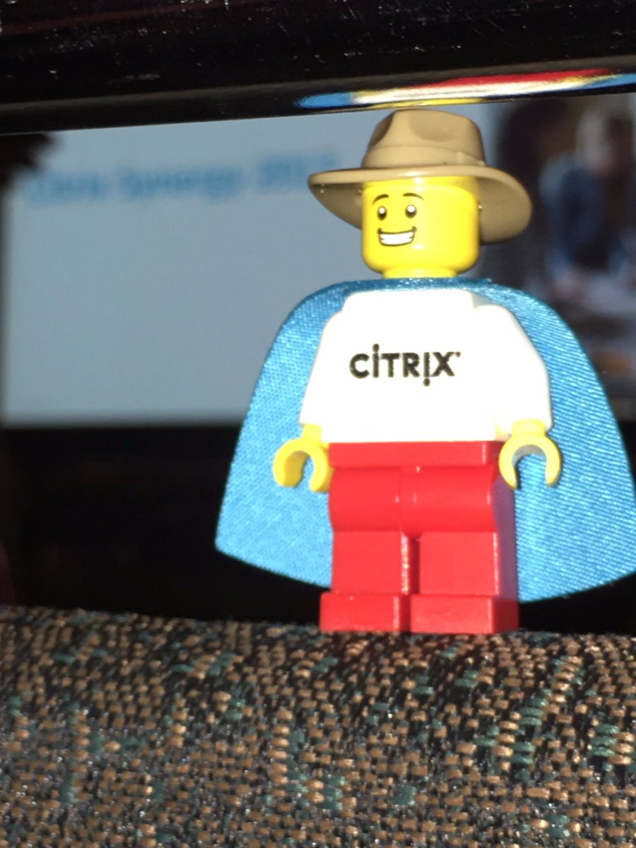 ScottHannagan's tweet photo. Citrix Joe waiting for session to start! #CitrixSynergy https://t.co/yPaC87ZUWj
