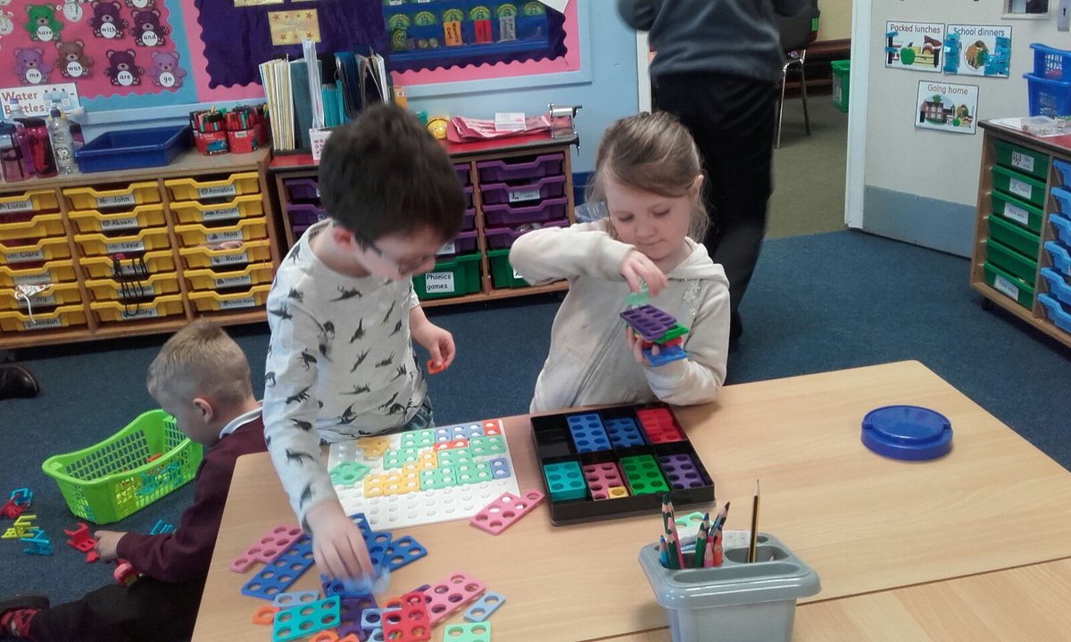 DrakiesPS's tweet photo. Primary 1 parents information evening on Wednesday at 6.30pm for our new P1 August intake https://t.co/Ksp6DyP72d