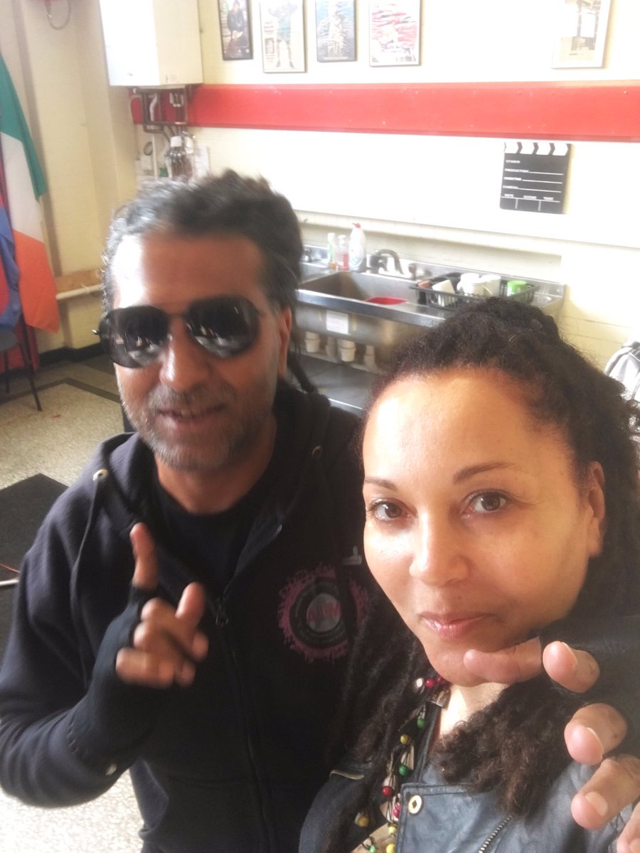 MixedHarmonyTA's tweet photo. @apacheindianhq nice meeting up today @AIMUSICACADEMY #MixedHarmony https://t.co/3Z618p5sOQ