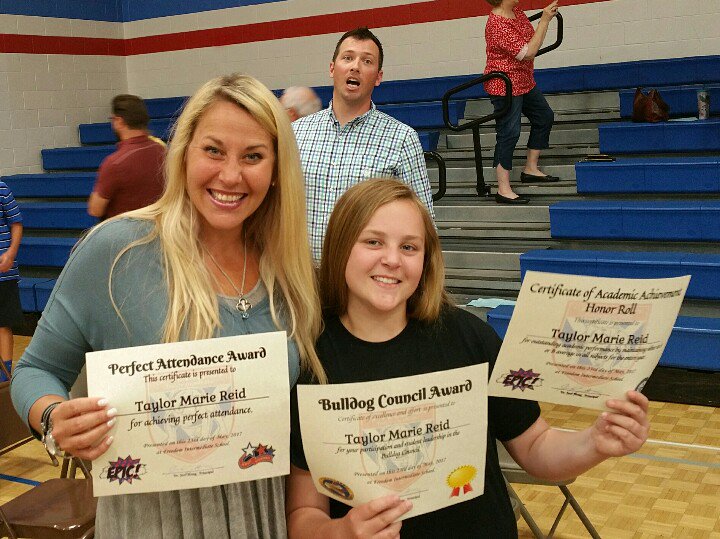 brooksiebabie's tweet photo. You know your child is loved by their teachers at @fssdFIS when they photo bomb! @fssdDirofSchool Thank you for a great year! #fssdpride https://t.co/r8Emed6abG