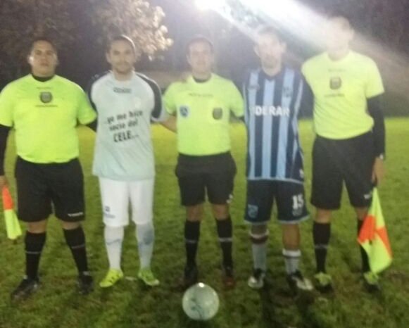 TorneoSenior's tweet photo. #OleFutbolSenior #ZonaA #Fecha5 #TemperleyB peleó y ganó ante #SanTelmo https://t.co/io3qkS0LaA https://t.co/uV1W5uNPy6