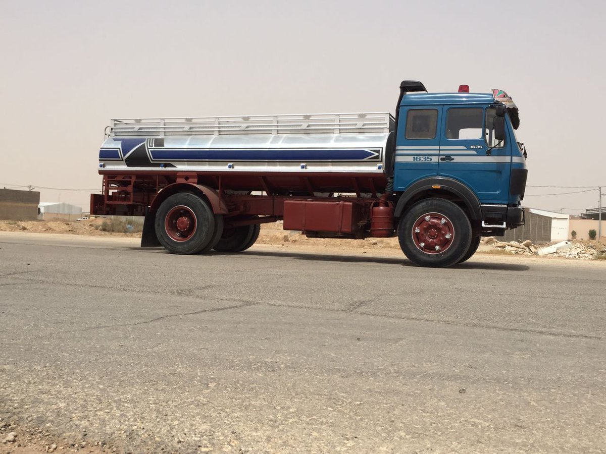 وايت البي ناعسسسسسس
موديل ٨٦
ثمانيه روس
ثمانيه غيار zf تربو 050788587
المحركات على الشرط
الموقع الخرج 
سوم 61