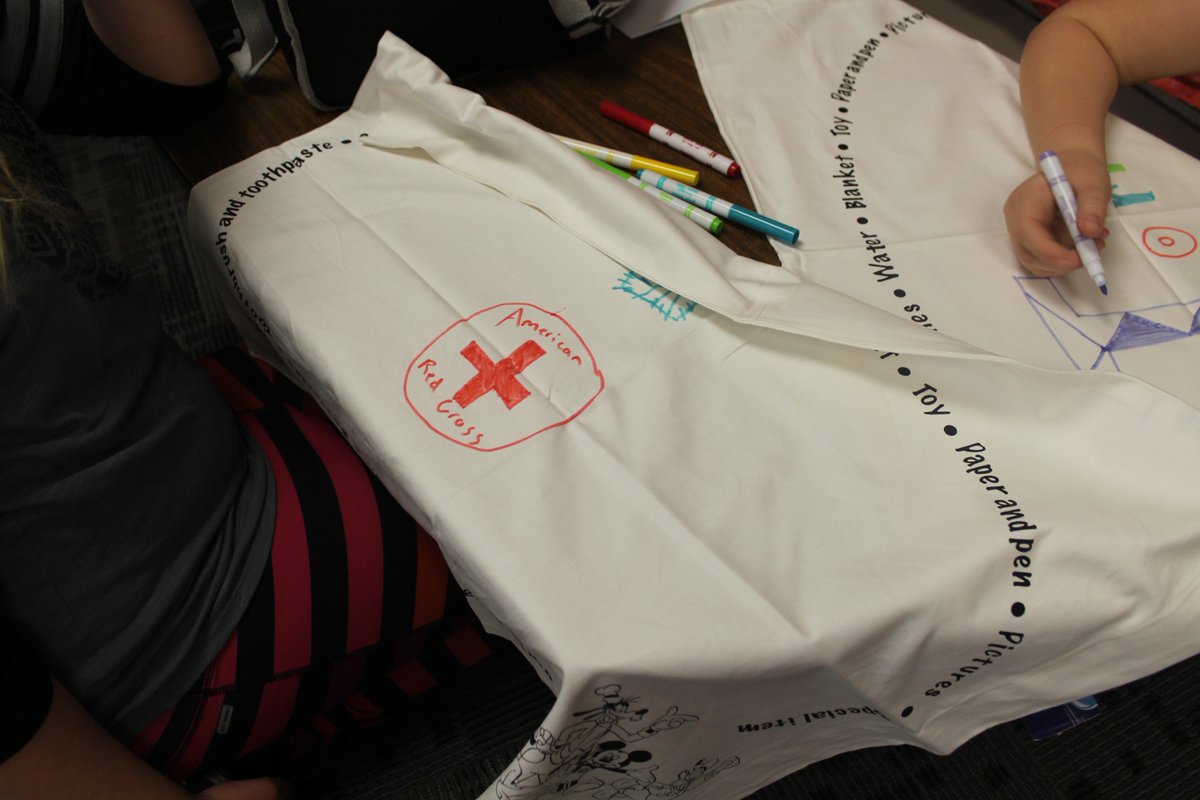 RedCrossDakotas's tweet photo. Our team had fun in Hawley, MN teaching #ThePillowcaseProject today! 250+ students are now prepared in case of an emergency. #RedCross https://t.co/vQ69x3npZj