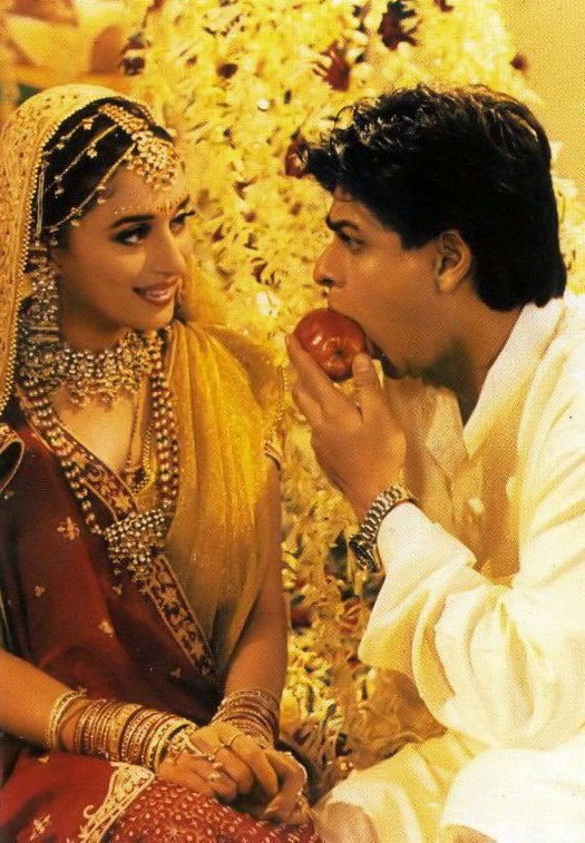 sunyy7's tweet image. Love you @iamsrk and @MadhuriDixit
Best Bollywood pair in the history of Indian cinema. #Anjaam #DilToPagalHai #Devdash #15YearsOfHTHS