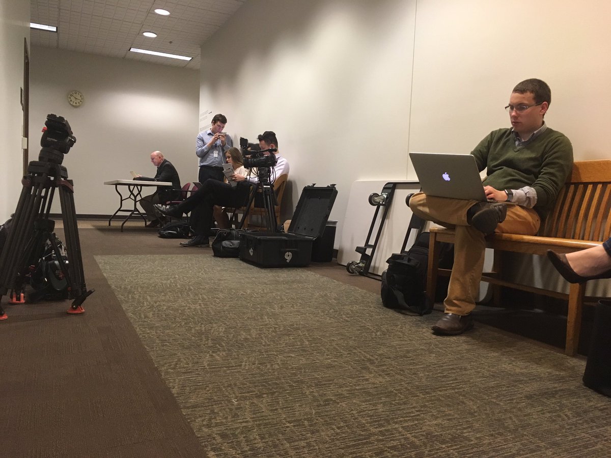 Marissa Hollowed tweet media