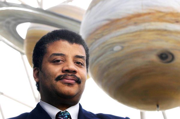 Neil deGrasse Tyson Lists 8 Free Books Every Intelligent Person Should Read. goo.gl/8DT7V