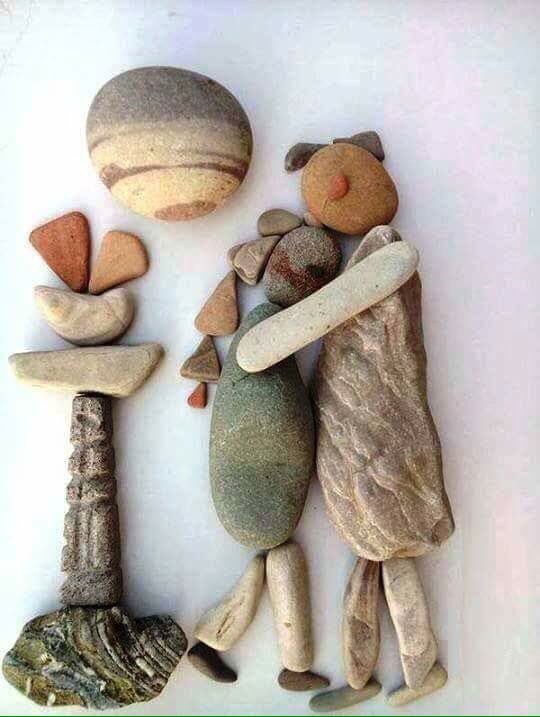 Taş olan O yüreğine bir sor nasıl da sevmişti beni .....
/ NAZ
🌼🌱