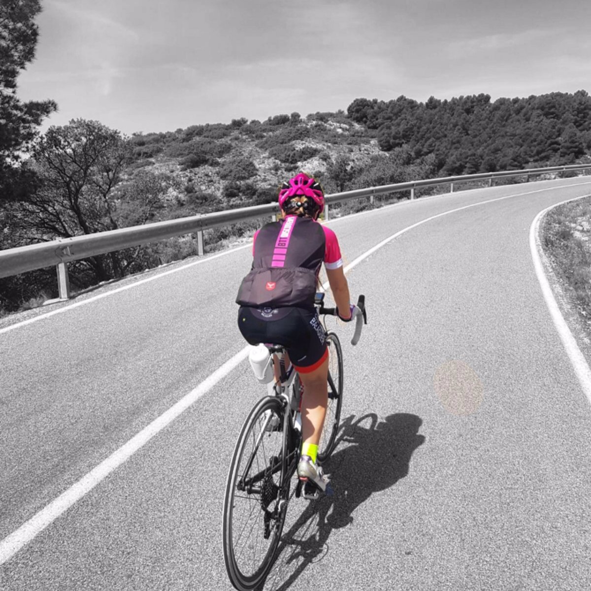 miresole77's tweet photo. La vida es eso que pasa 
mientras esperas que pase algo.
Goooo!!!!
#bttdiscovery #girlsridersvalwind #silincode https://t.co/ZfI75Tqq4K