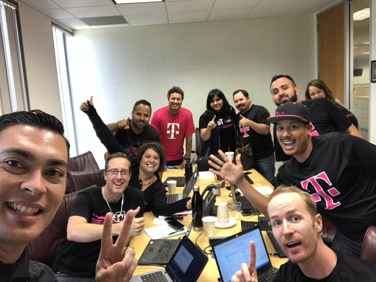 franklinwhite77's tweet image. These #SWTPR SOM teams are ready for the trip to the top! Let's go! #SWisBest #JumpwithPDP+