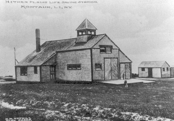 The <a href="/MTKLighthouse/">Montauk Lighthouse</a> historian, Henry Osmers, explores shipwrecks and lifesaving in his latest book. bit.ly/2qe2dK7 via <a href="/EHArtStar/">EH Star ARTS</a>