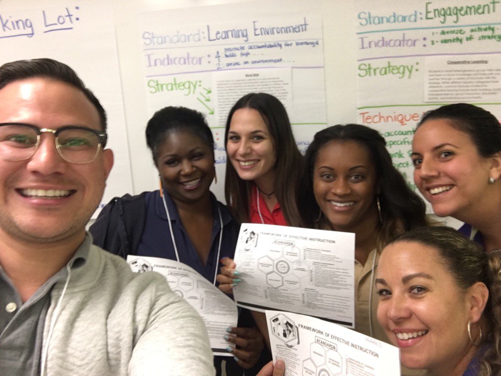 Mishtnt's tweet photo. #seasonofcollaboration rm209 https://t.co/eJyEKtGAT8