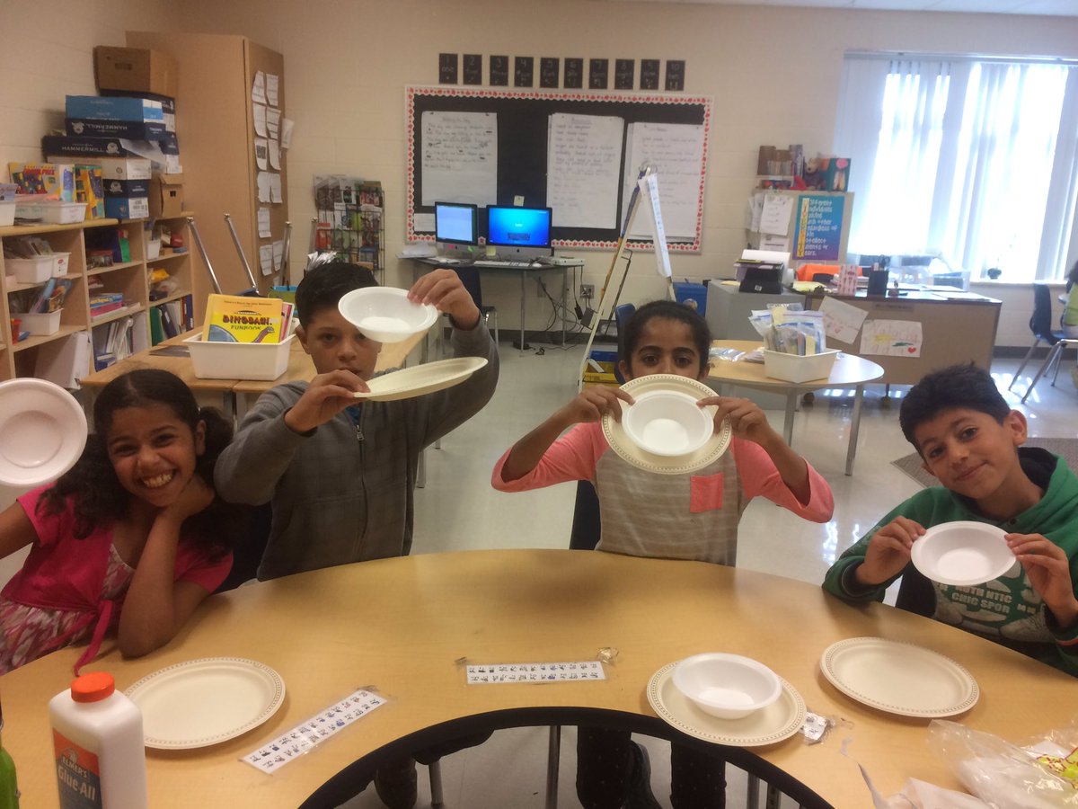 ESL_fairy's tweet photo. Procedural writing fun for our Slime Experiment with Step 1 and 2 #ELD Ss at #WTT. Hands-on research and fun! #wrdsbesl #liquidorsolid https://t.co/SDbkuNHyZP