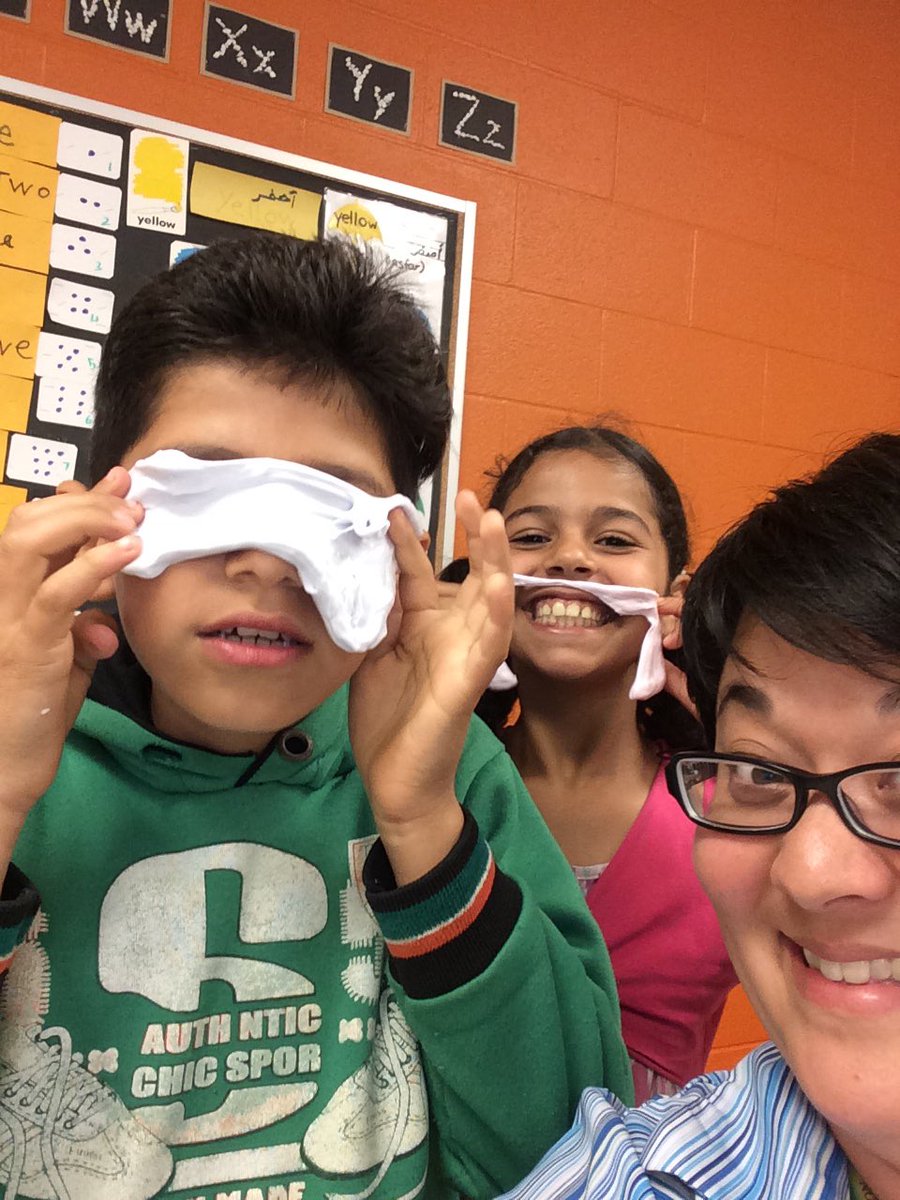 ESL_fairy's tweet photo. Procedural writing fun for our Slime Experiment with Step 1 and 2 #ELD Ss at #WTT. Hands-on research and fun! #wrdsbesl #liquidorsolid https://t.co/SDbkuNHyZP