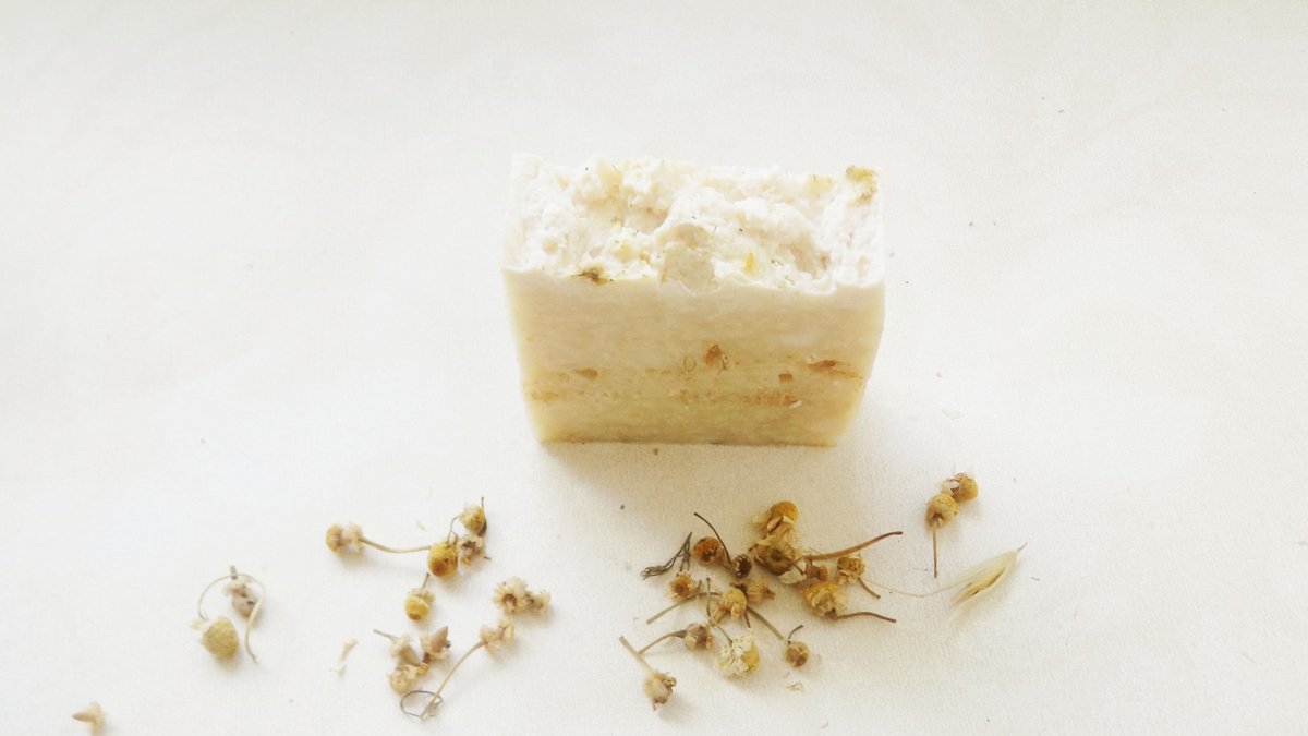 candy_mischief's tweet photo. Chesham Local Produce Market on Saturday 27th. Please come along to see Candy &amp; Mischief Soaps. Market Square 10am-2pm Chesham https://t.co/8eDarkWxIS