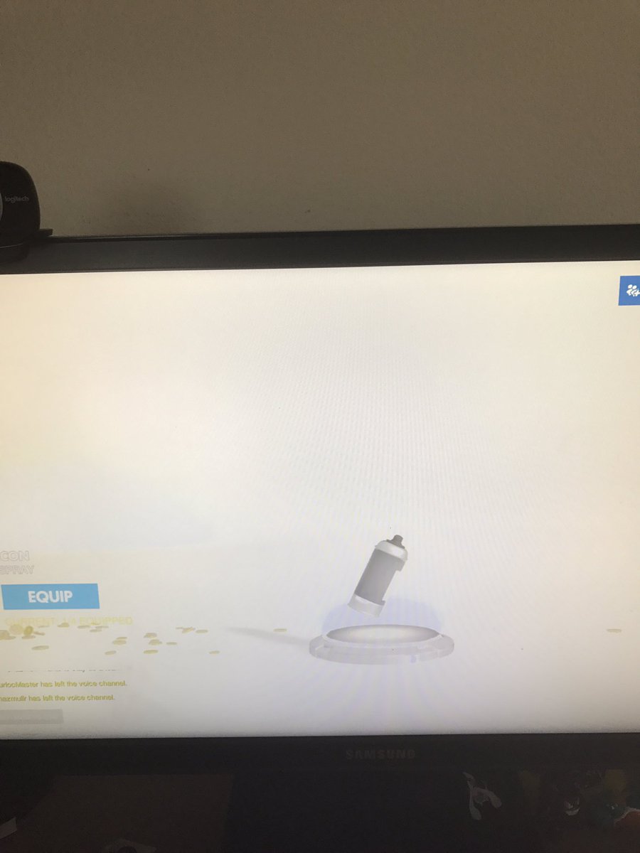 Swole_Lord's tweet photo. So abstract.. speaks to me on a native level! Lol #overwatch #glitch #supsmallstreamers #TeamEmmmmsie https://t.co/C9PSvQ3w6R