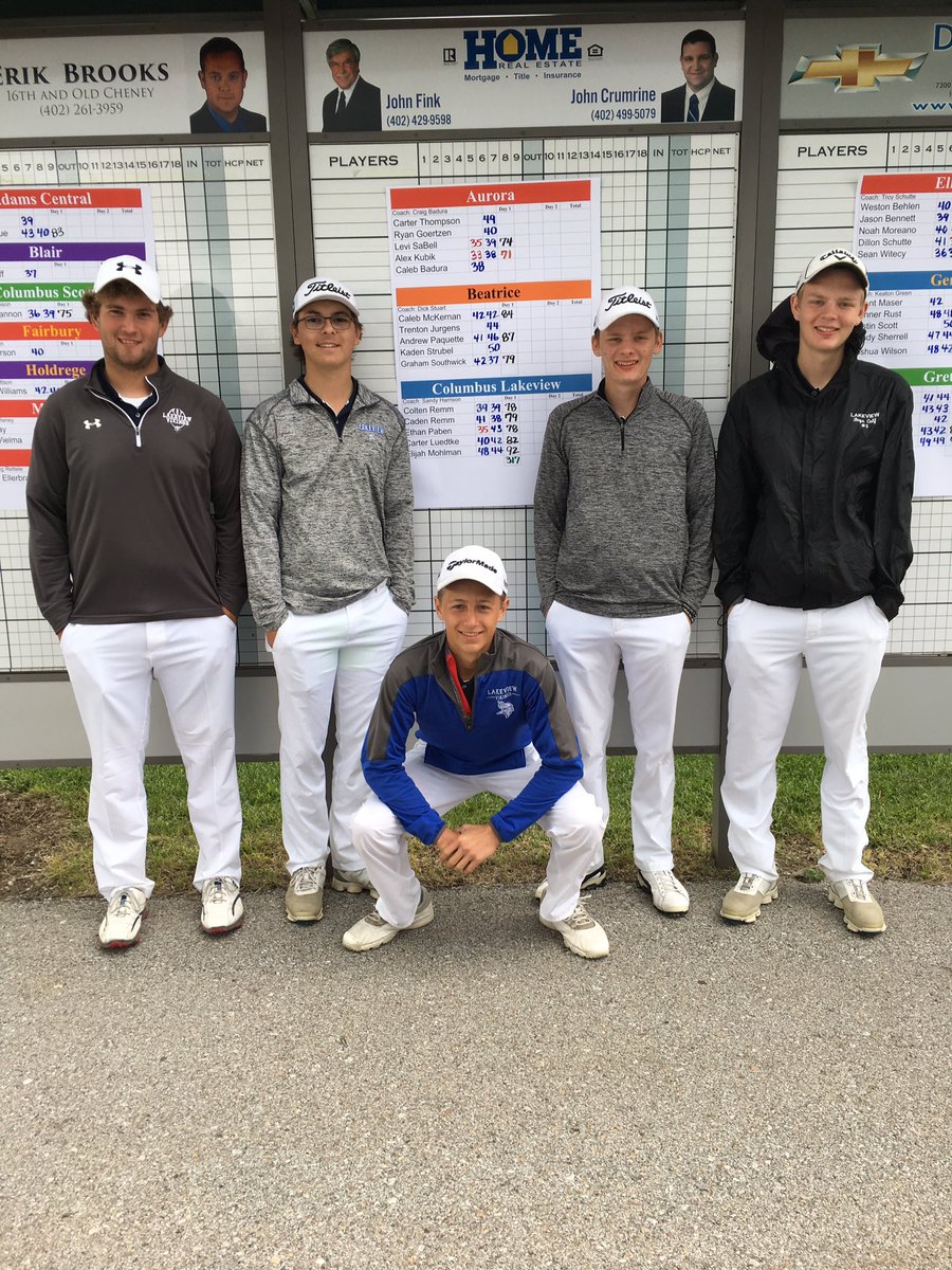 Lakeview shoots a 317 on the opening day of state. They are tied for 3rd as a team.