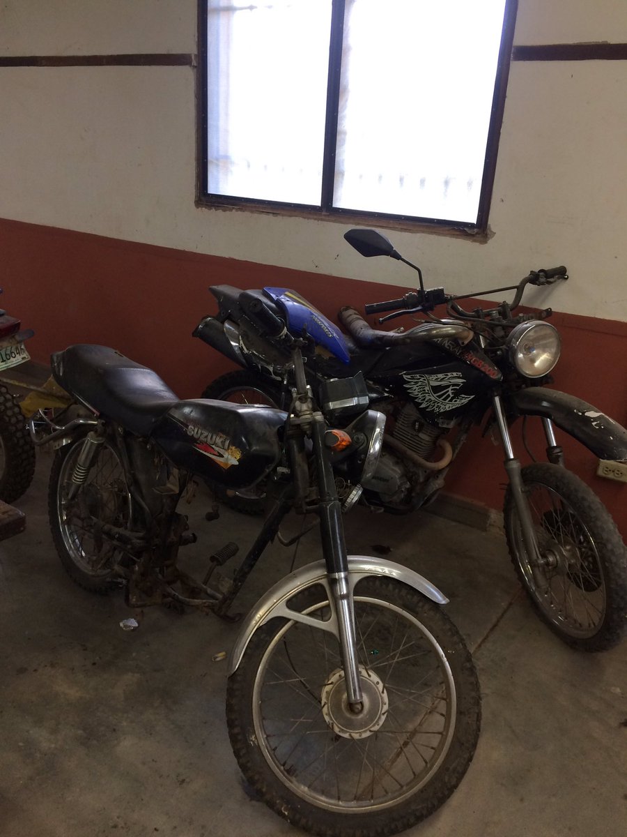 ceveua's tweet photo. Desarrollando el curso de Reparador de Motocicletas, gracias a @CADERHN @WorldVisionHN @WGMtweets https://t.co/wrcV3gNJCz