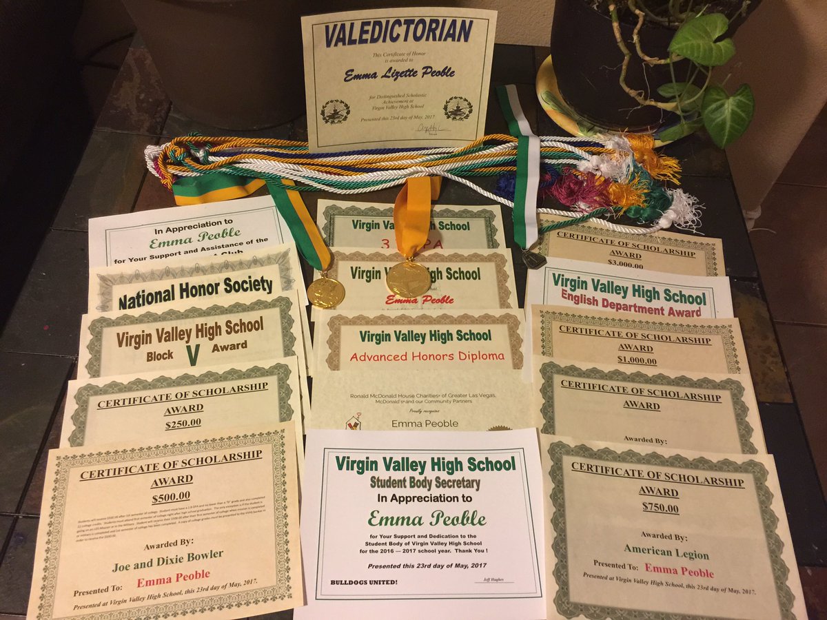 lizethmpeoble's tweet photo. VVHS, at the Senior Award Ceremony Night, Recognizes Emma Lizette Peoble- Class of 2017 Valedictorian- Very Proud of our daughter!!! https://t.co/j62TRDyc6l