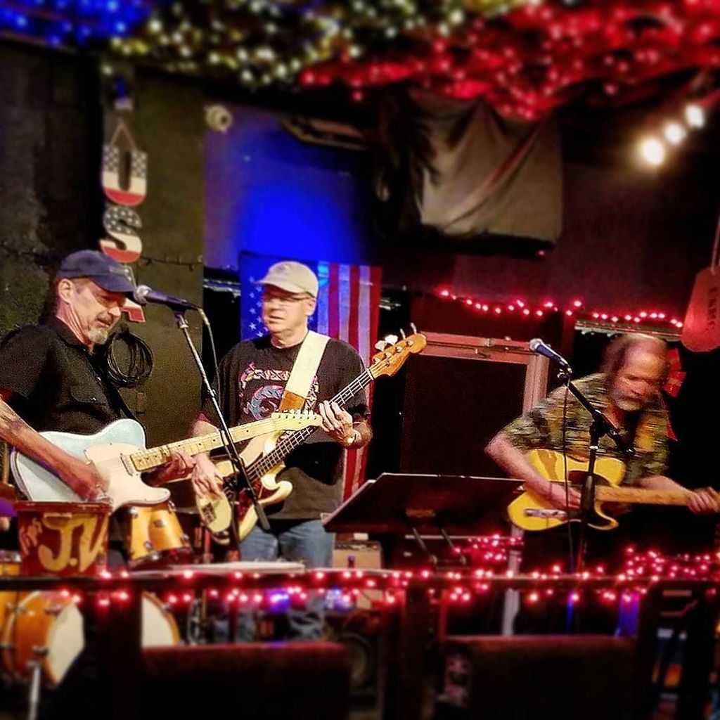 rnrdaveg's tweet photo. For those of you who know these guys you already understand how awesome this #band is.  Two of the finest #guitari… https://t.co/1Y03OlOQxP https://t.co/1W1lGNwbna
