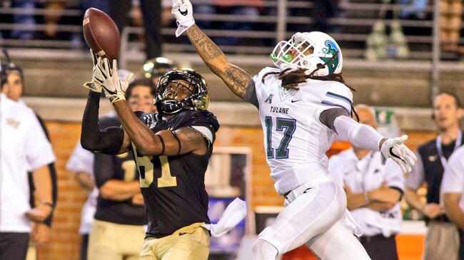 _ALLHANDS's tweet image. College Football Season Where You At?? #TuffTraining #AllhandsFam 
Loading........