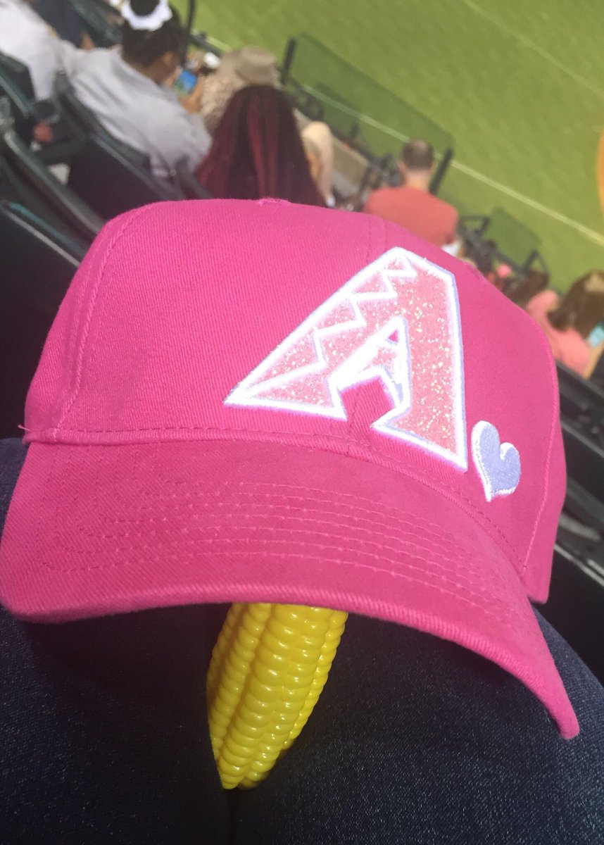 FakeCorn01's tweet photo. Fake Corn is at the D-Backs Game. Fake Corn enjoys the human fetch-tag display. #LetsGoDBacks #Cornfie #SoHighUp #SoManyHungryHumans https://t.co/C9uJebUrjI