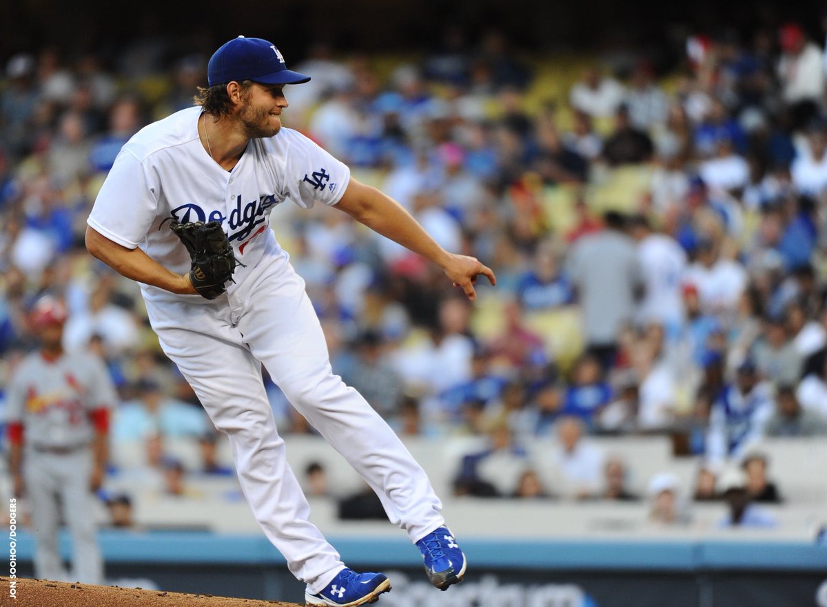 That's FIVE scoreless innings from @ClaytonKersh22! 👌 #LetsGoDodgers https://t.co/PyH5mbpDYs