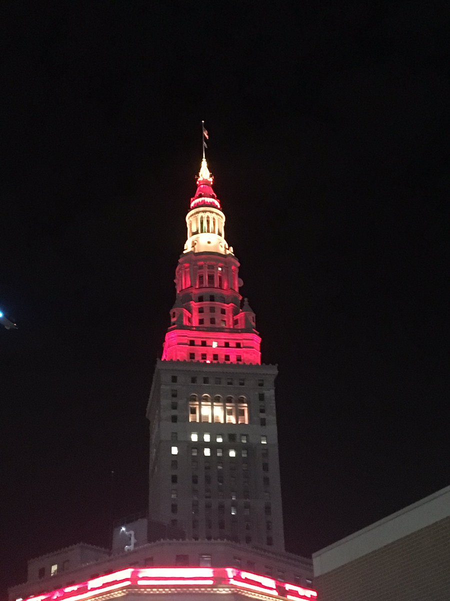 MeredithLahl's tweet photo. What a game!  @cavs would ❤️this to finish on Thursday!  #gettingmarriedonSaturday. #avoidgame6 https://t.co/xOidE9hlL1