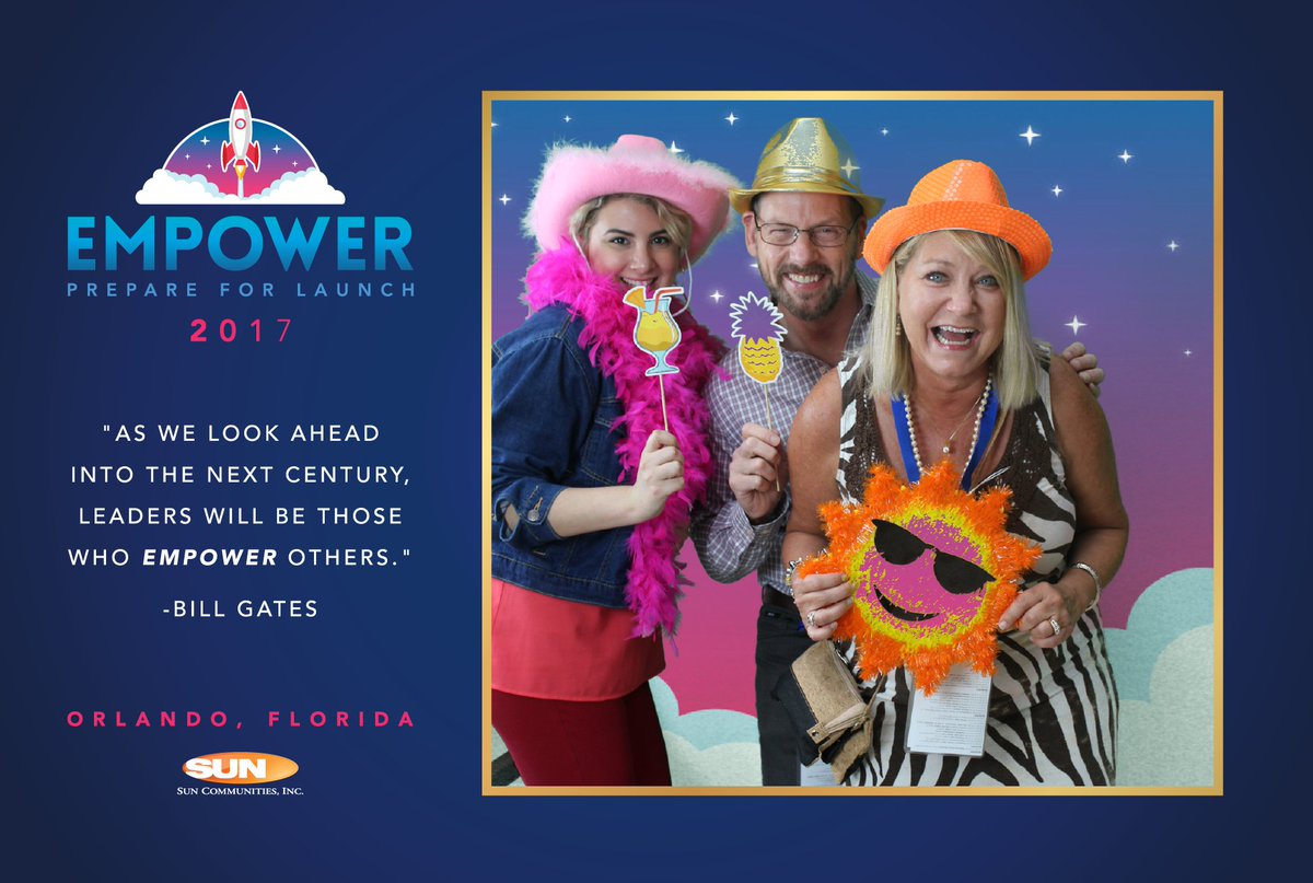 SunTravelEvents's tweet photo. Having a BLAST at Empower 17! https://t.co/gdTCNQuaHZ