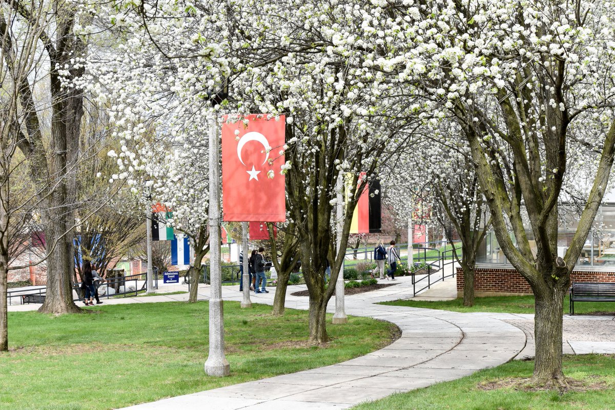 Visit our beautiful campus this summer! 
 york.psu.edu/admission/visit