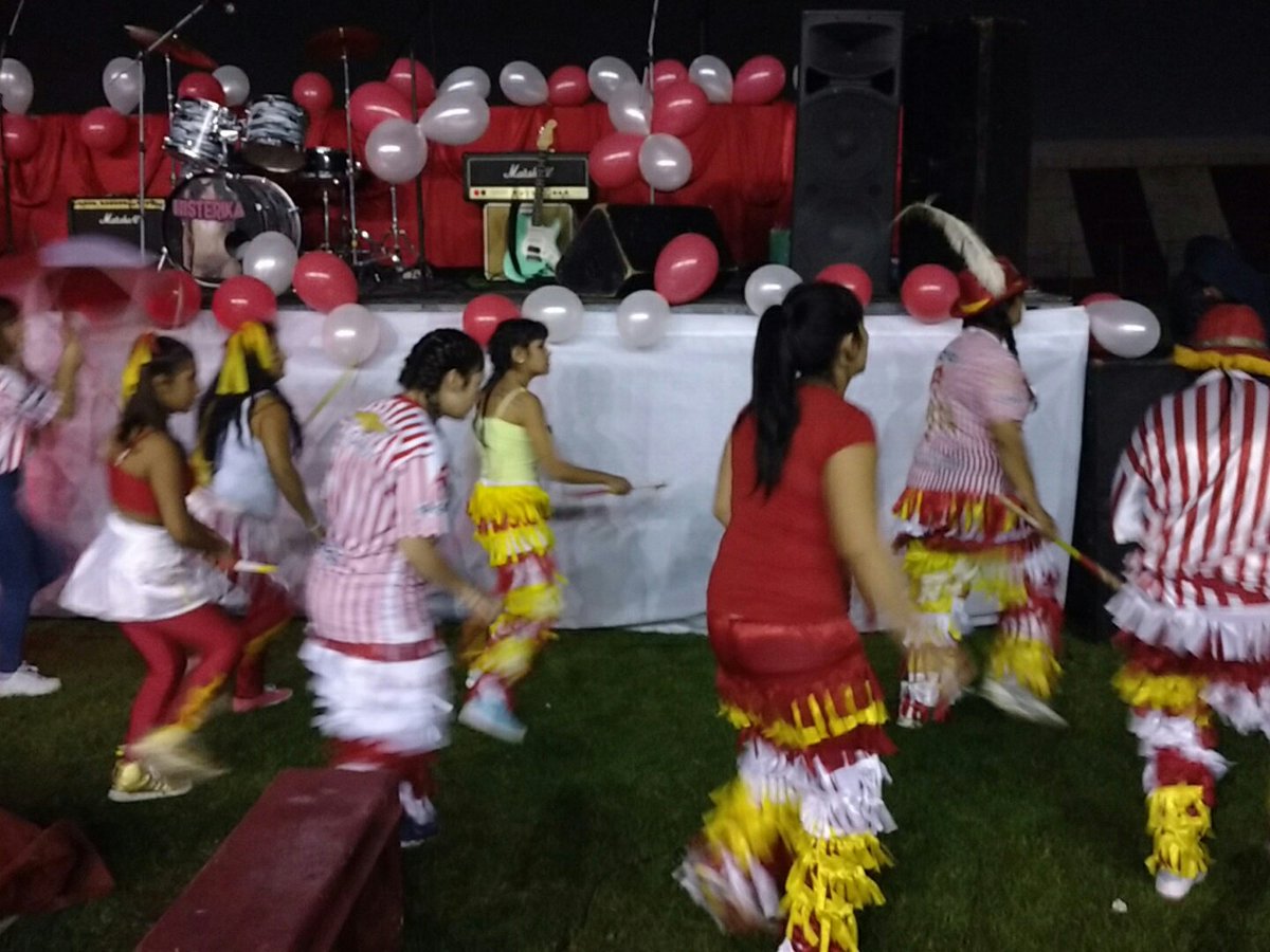 clublosandes's tweet photo. #DiaDelHinchaDeLosAndes Toca la murga Culpables del Alboroto. Para que festejen los hinchas Mil Rayitas. https://t.co/x0J5cedBhJ