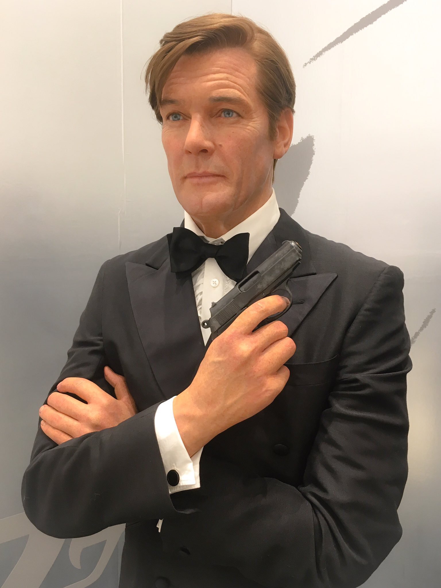 טוויטר 稲羽白菟 オルレアンの魔女 絶賛発売中 בטוויטר ジェームズ ボンドの礎を築いたのはショーン コネリー ジョージ レーゼンビーはボンドの悲しみと心中 ティモシー ダルトンは007シリーズきっての名優 ダニエル クレイグはルネサンス そして サー