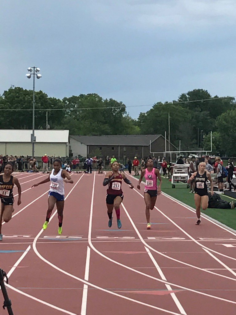 mccutcheonmavs's tweet photo. Owens runs a 12.04 100!  I believe that is a new school record!  She advances to state! https://t.co/WL3JMErKDJ