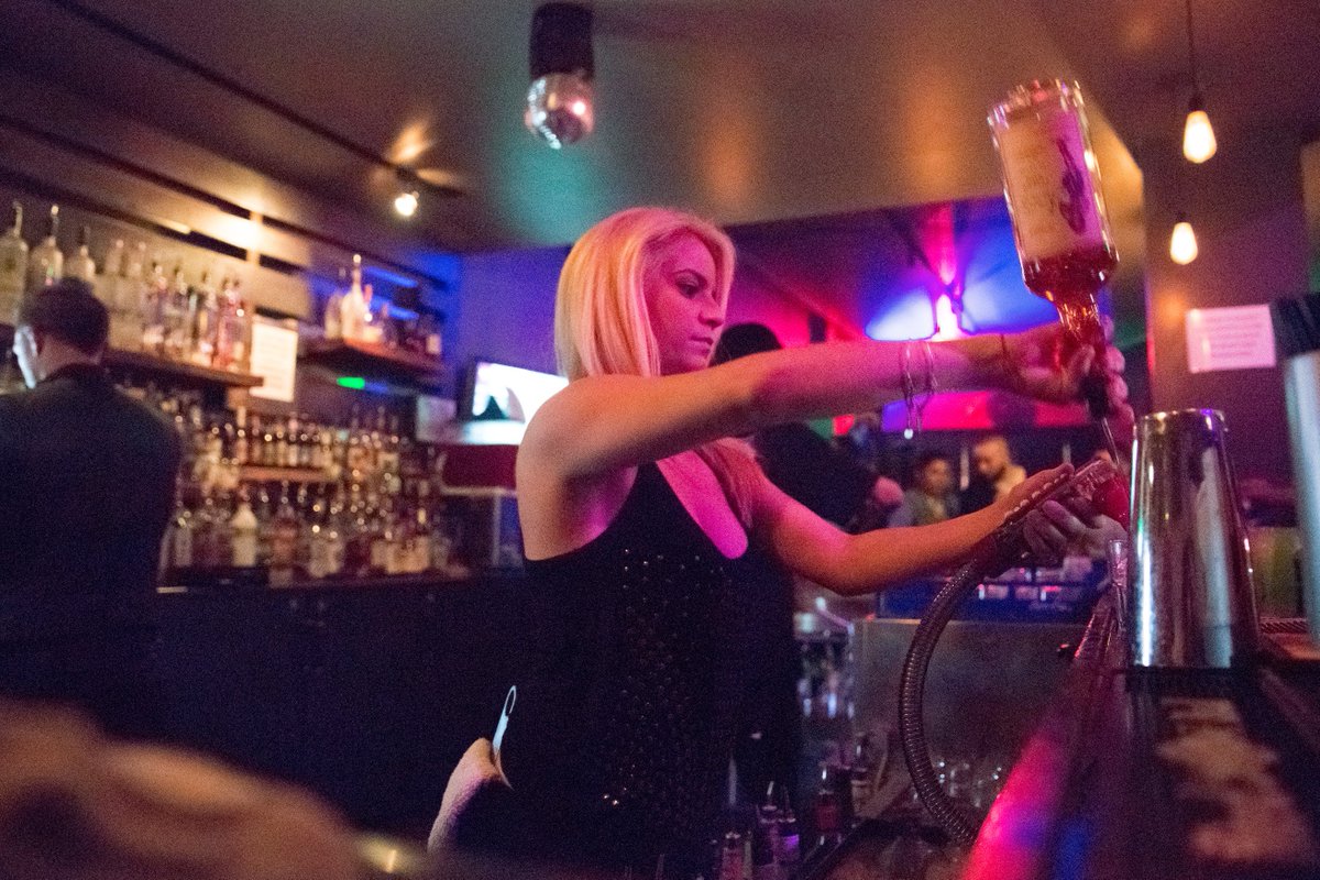 VisitBroadwaySF's tweet photo. Is it that time yet? Come out to @VisitBroadwaySF for some of the best HAPPY HOUR specials in town, not to mention THE BEST drinks around! https://t.co/Gsyd1BF2x8