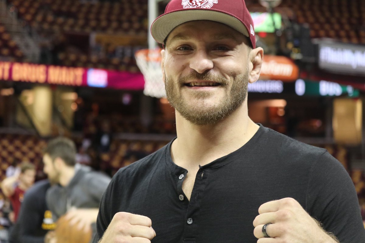 Proud to have @UFC champ @StipeMiocicUFC back at The Q fresh off his title defense! 👊🏼   #DefendTheLand #AndStill https://t.co/IPm52quWJg