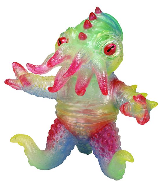 cape_mat's tweet photo. This TriPus is available now at https://t.co/NKmCHwOTHU
#MaxToyCo #vinyltoys #designertoys https://t.co/gPjxrcEs0O