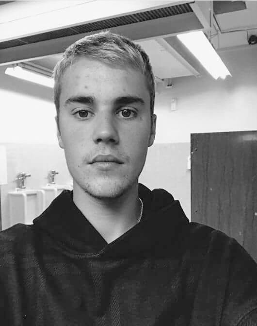 FlorDeBelieber's tweet photo. RETO BELIEBER

- TRESCIENTOS RETWEETS

- RESPONDE VEINTE VECES CON EL HASHTAG

#Justin4MMVA https://t.co/33uFKPfrV2
