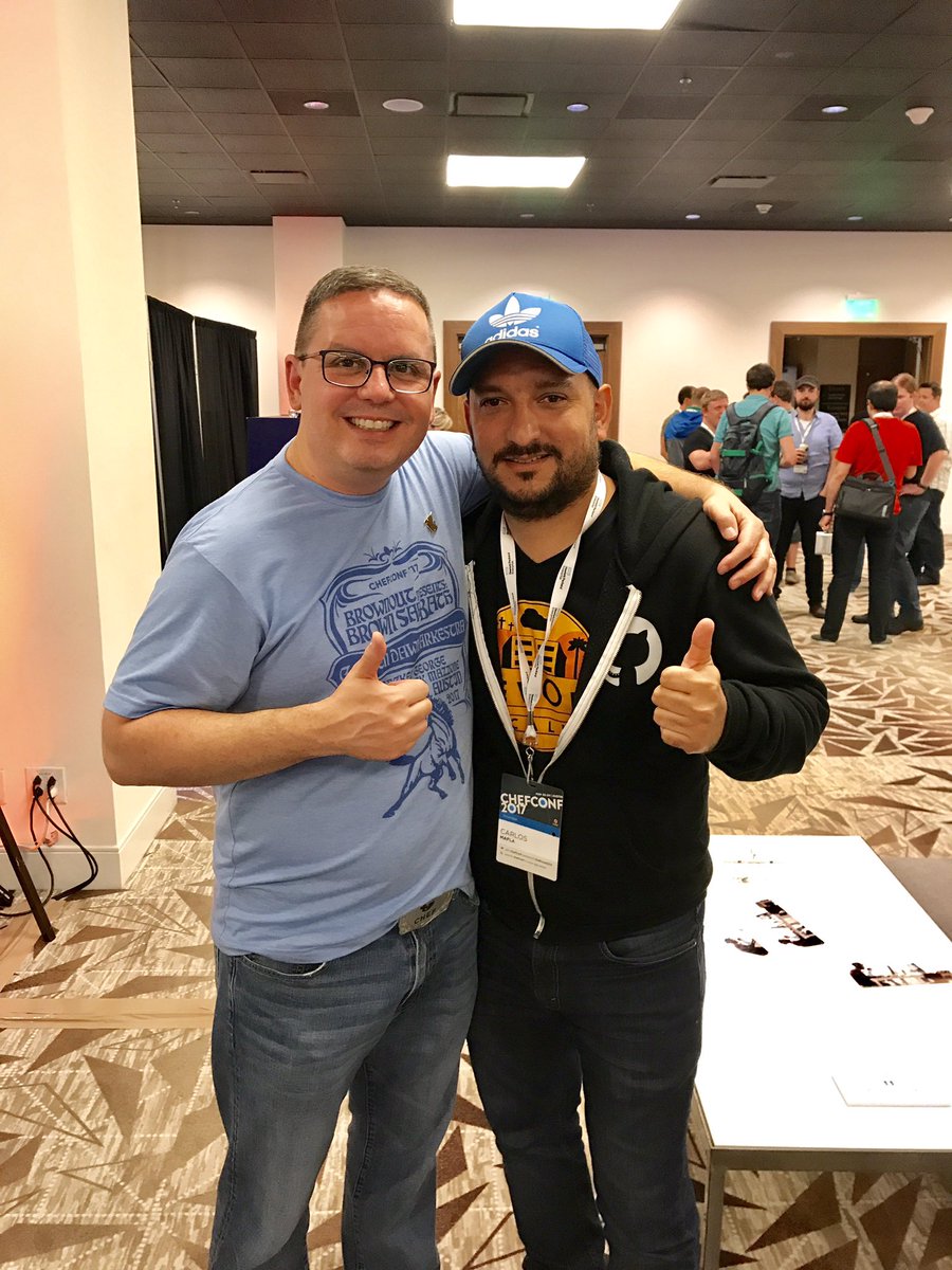 gigo6000's tweet image. This DevOps community is awesome 👏🏽 Here is my #cheffriends pic with @nathenharvey #ChefConf #devhugs cc @MikeRosTX