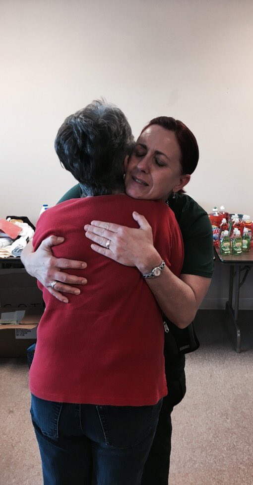 HeroThanks's tweet image. Chaplain Krissy you  ❤️God &amp;amp; you ❤️others. YOU are my hero. carrytheload.org/goto/chaplaina… Help us meet our 2017 goal. 🇨🇱