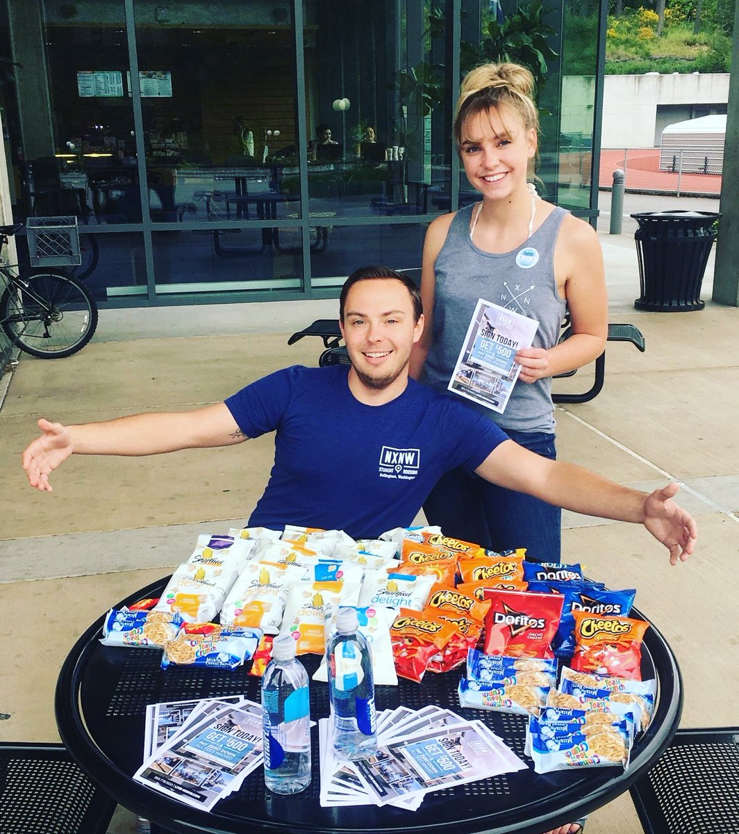 LiveNXNW's tweet photo. Team NXNW is at Western Washington University campus recreation center. . 
#bellingham #collegehousingbellingham #wwuvikings #livenxnw https://t.co/TtWUI2AEF4