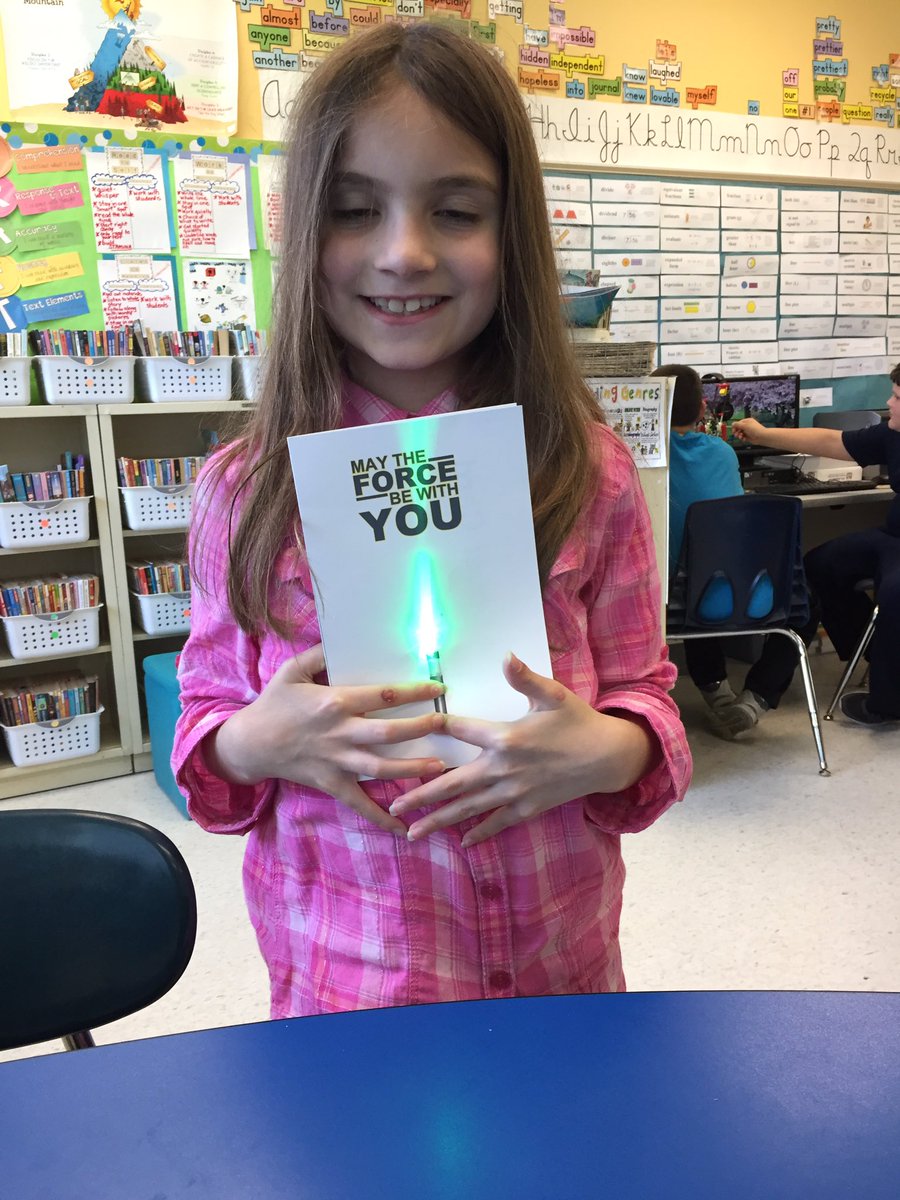 3GrdExplorers's tweet photo. Final Electric Club meeting! Lots of exploration and synergy! Loved this group! #STEM #MACSPride https://t.co/53xGZuaoTT