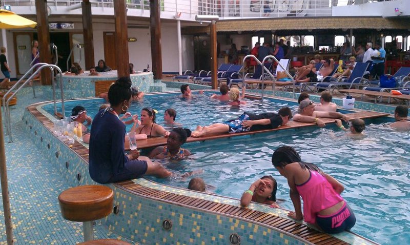 Fromano12's tweet photo. When planking was cool - a thread https://t.co/gW2yOqzLy1