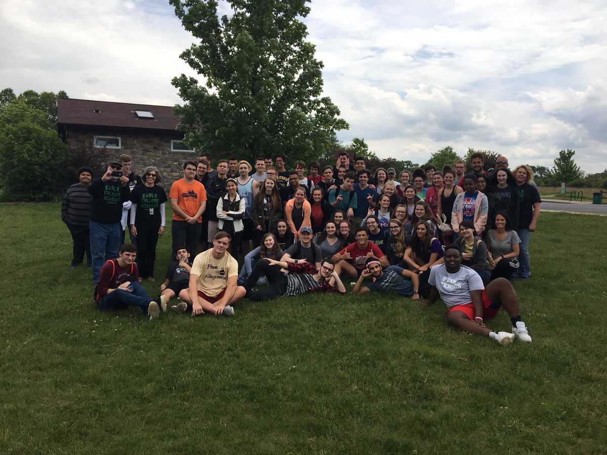 PennECollege's tweet photo. It's always good to have a day to remember some of what's truly important: relationships and serving. #Earlycollegefam https://t.co/lZoHWJj9F2