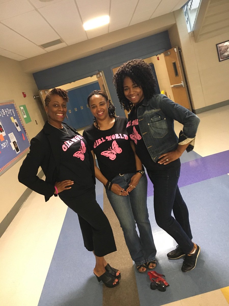 JaritaWill's tweet photo. Our Girl World Sponsors.....its been a good year. #educatorflow https://t.co/ApPPpoTf8q