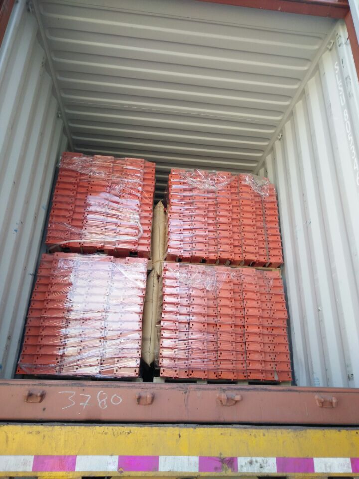 masterracking1's tweet image. Busy Season! Tear Drop Pallet Racking!