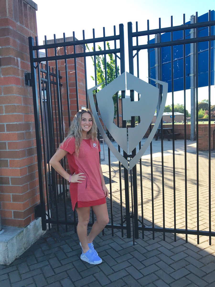 izzysoccer777's tweet photo. So blessed to say i have verbally committed to play at Concordia University to do what i love &amp; pursue my education! GO CAVALIERS💙⚽️ https://t.co/xdRgjdqfdd