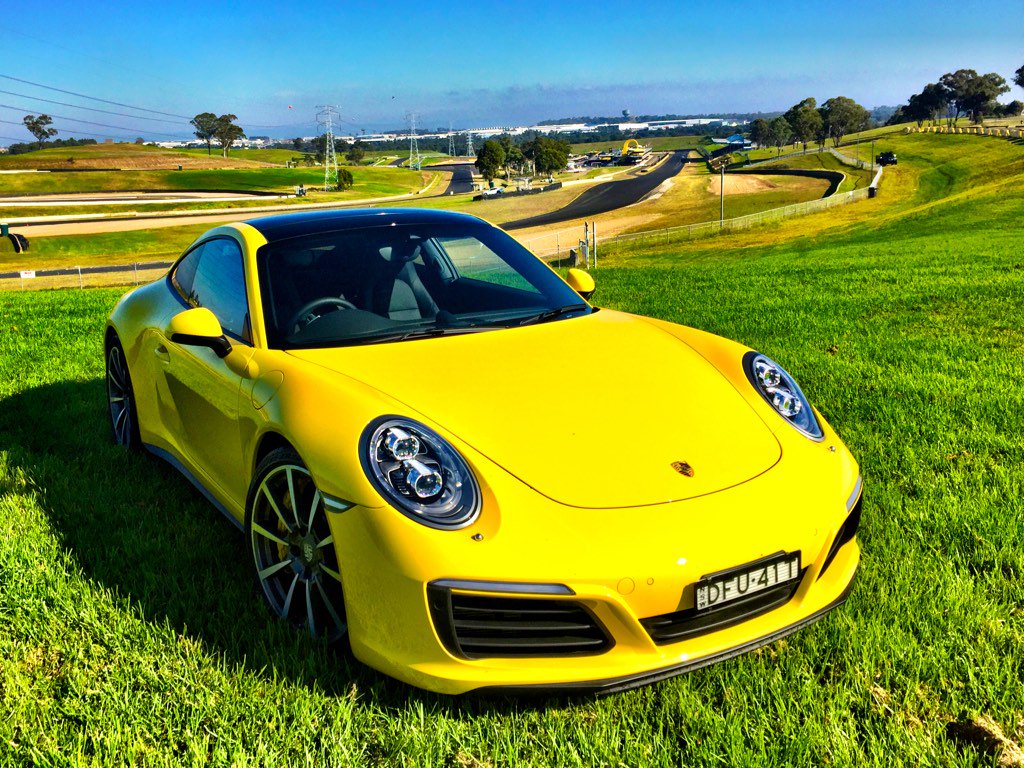 Sun's out gun's out! Testing the #Porsche 911 Carrera 4S at <a href="/SydneyMSP/">SydneyMotorsportPark</a> for <a href="/RPMonTEN/">RPMonTEN</a>